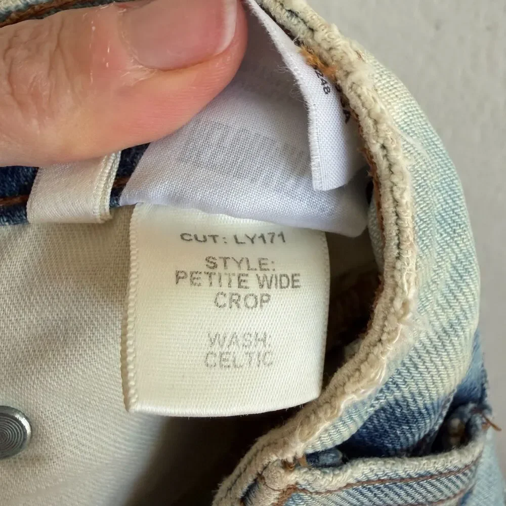 REFORMATION Tie-Dye Blue Cream Petite Wide Crop Raw Hem Denim Jeans Womens 27